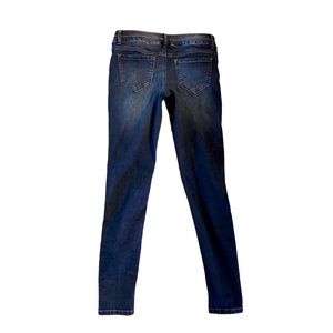 Mudd jeans size 14 girls. Skinny legs. Brand new without tags.